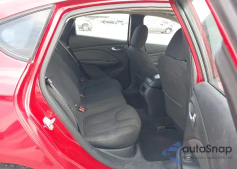 2013 Dodge Dart Sxt z USA, uszkodzony, nr VIN 1C3CDFBA5DD328446